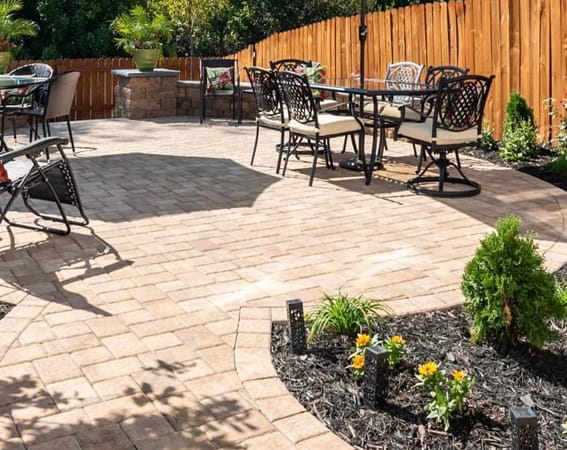 Hardscape maintenance services